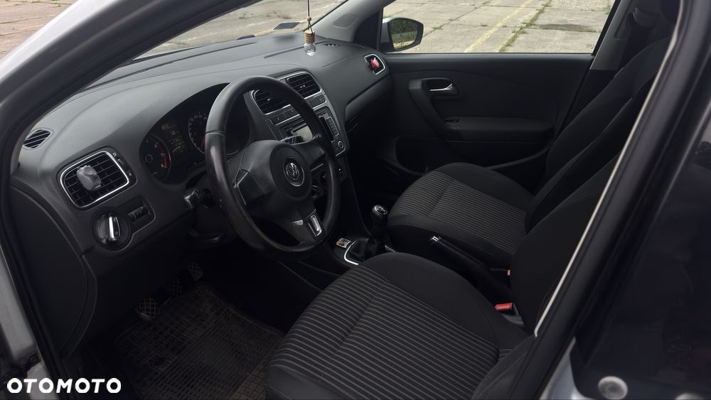 Volkswagen Polo - 5