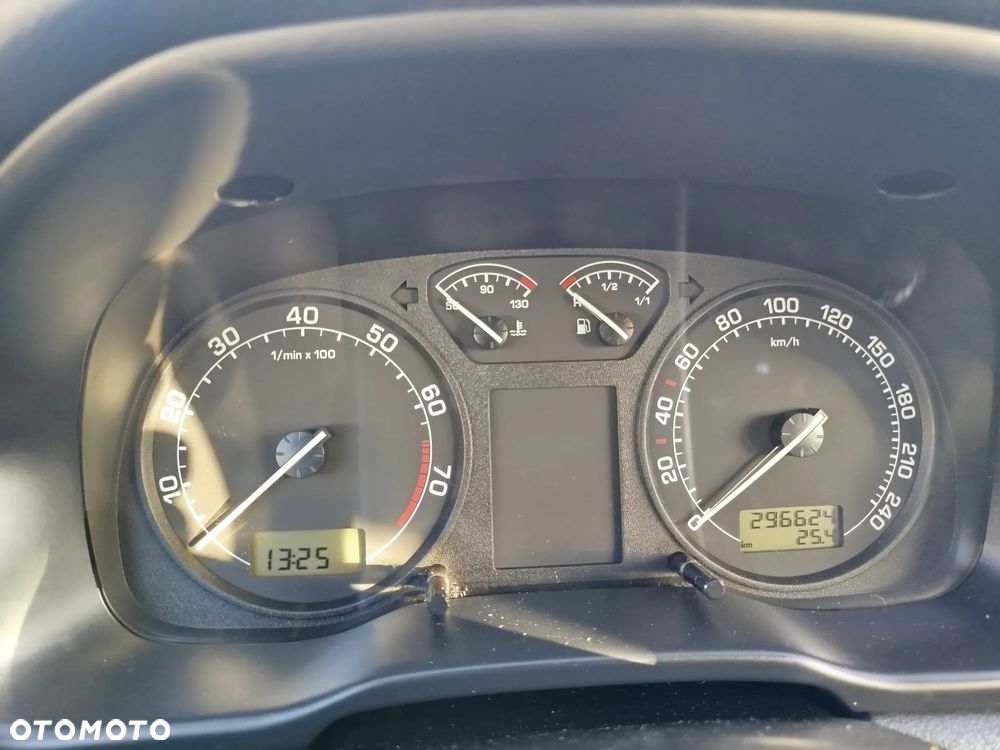 Skoda Octavia 1.8T Tour Classic - 5