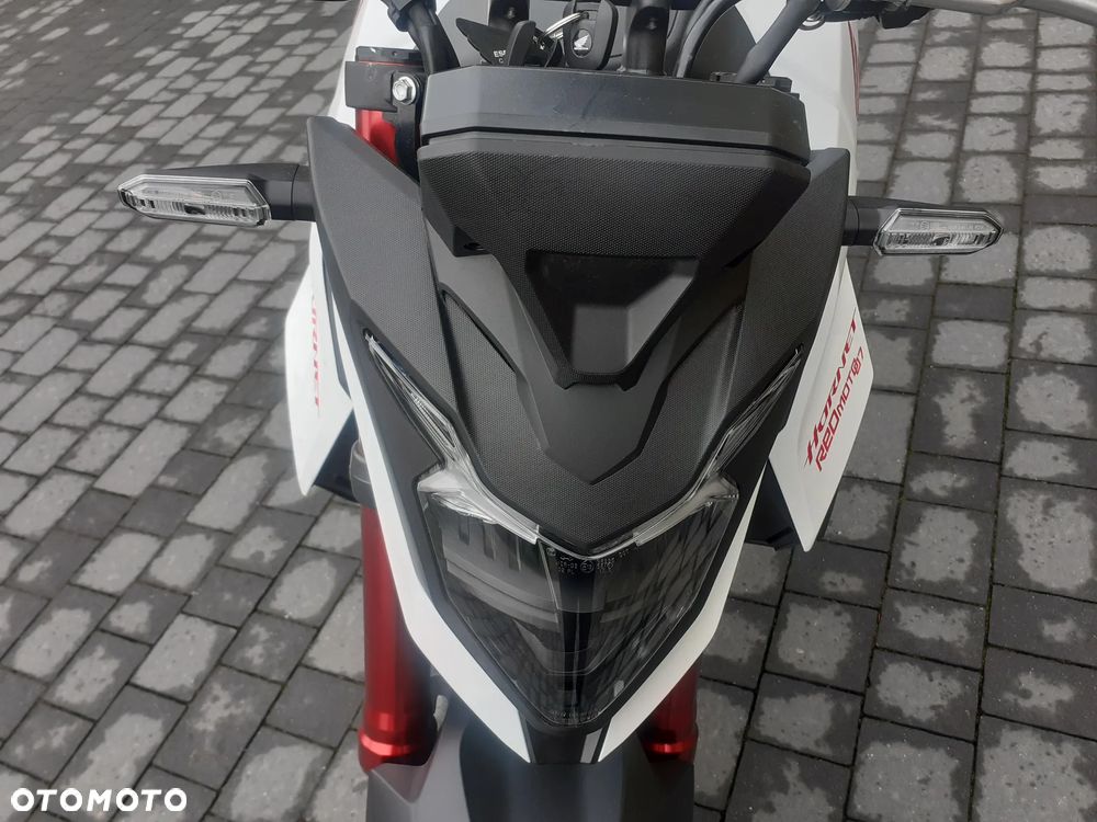 Honda Hornet - 5