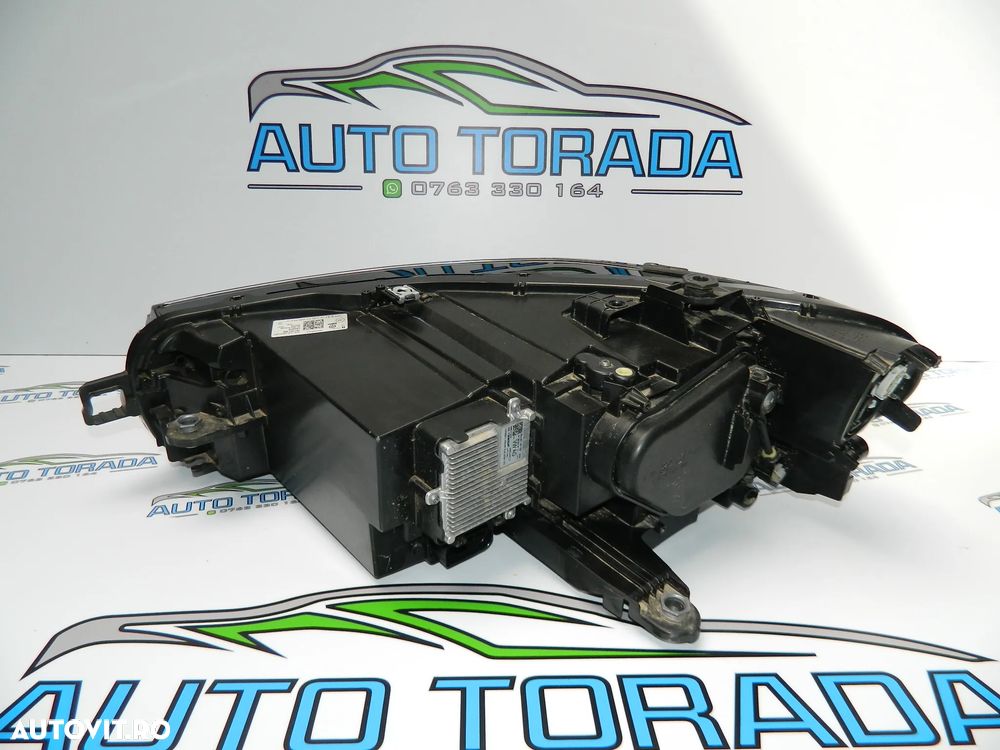 Far Led VW Passat an 2025 2026 cod 3J1941006 - 9