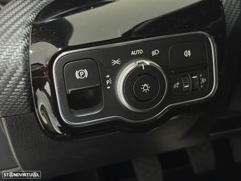 Mercedes-Benz A 180 d Business Solutions - 28