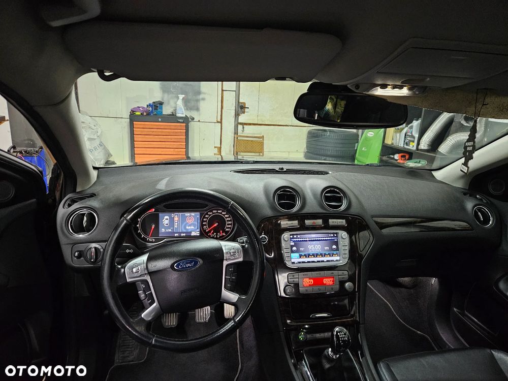 Ford Mondeo 2.5 Ghia X - 2