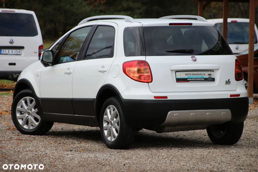 Fiat Sedici 1.6 16V 4x4 Emotion - 12