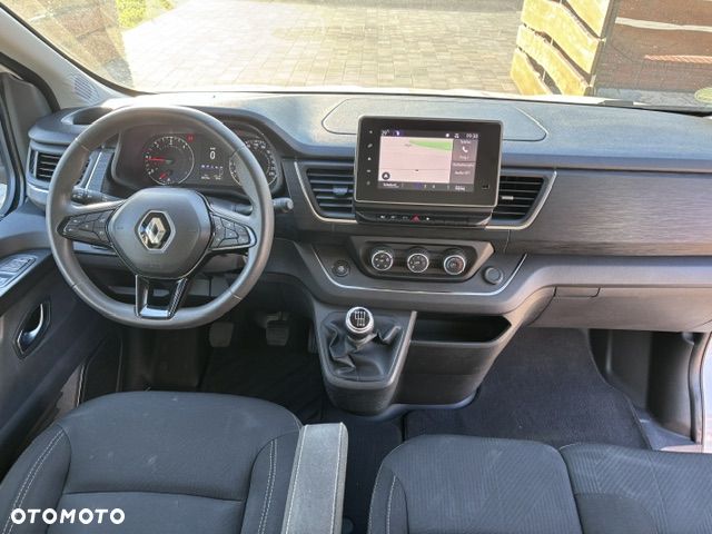 Renault Trafic - 10
