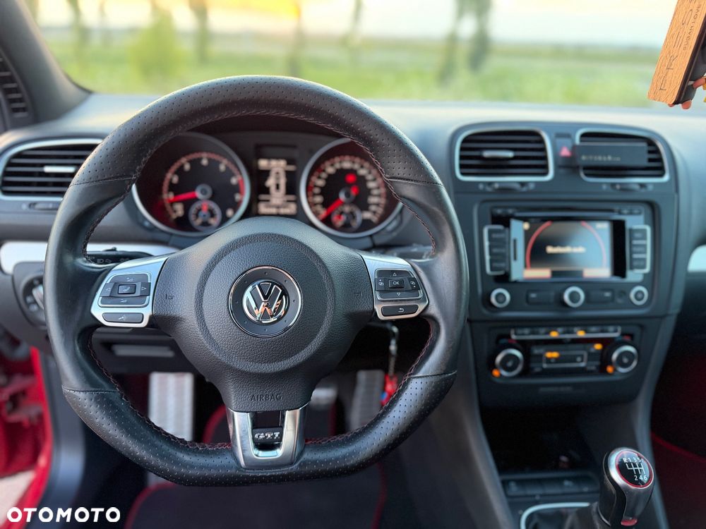 Volkswagen Golf GTI 2.0 TSI OPF Performance - 11