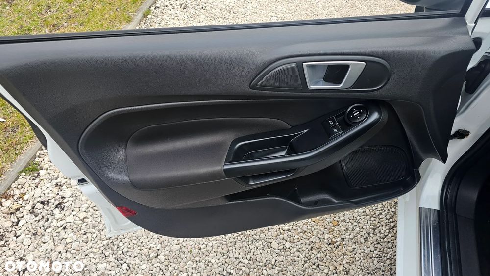 Ford Fiesta 1.0 SYNC Edition - 16