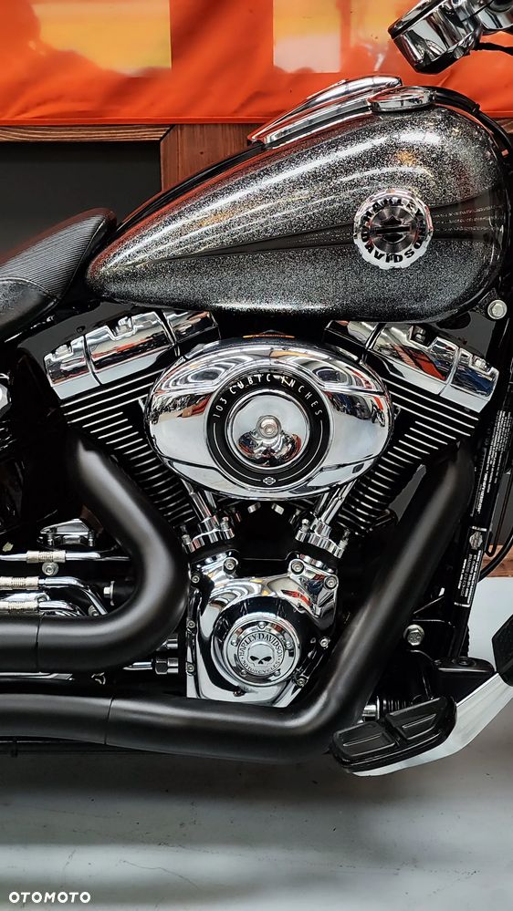 Harley-Davidson FXSB Breakout - 30