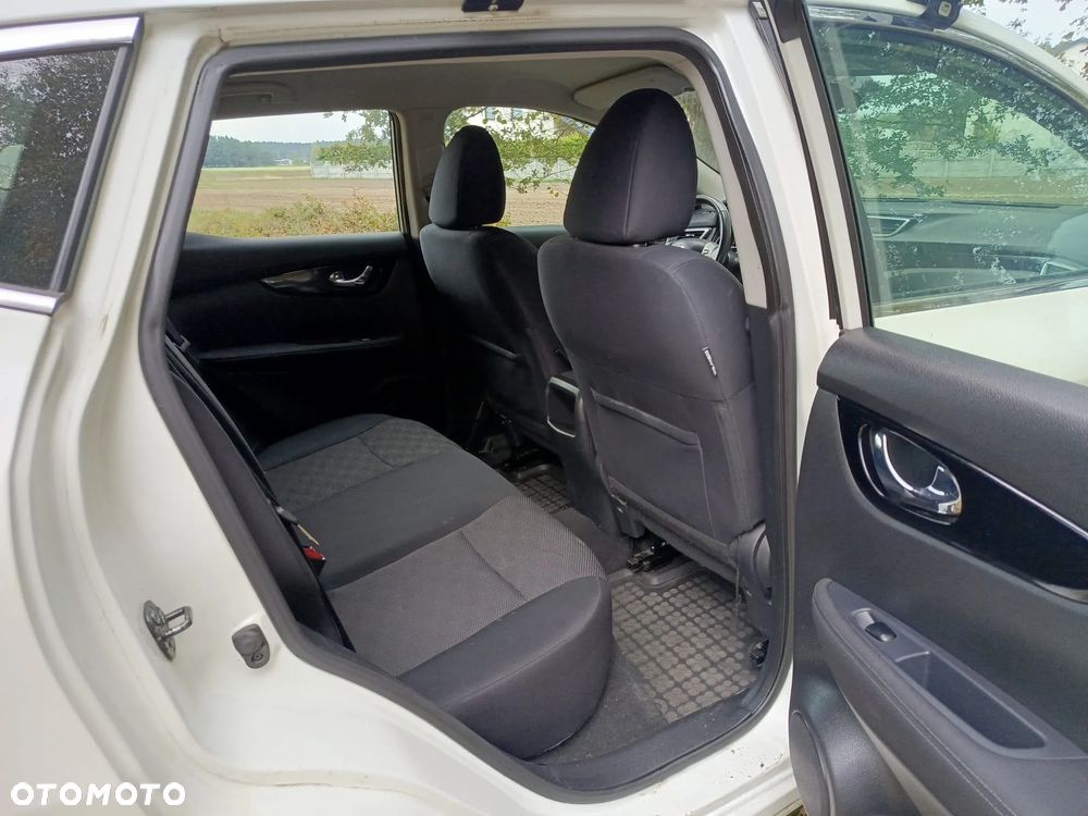 Nissan Qashqai 1.2 DIG-T N-Connecta EU6 - 8