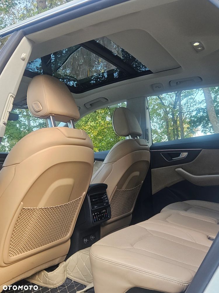 Audi Q8 - 4