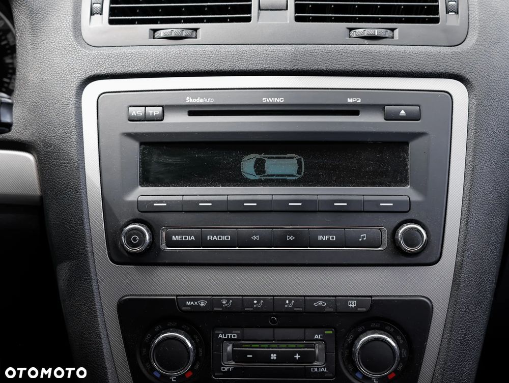 Skoda Octavia 1.8 TSI Ambiente - 18