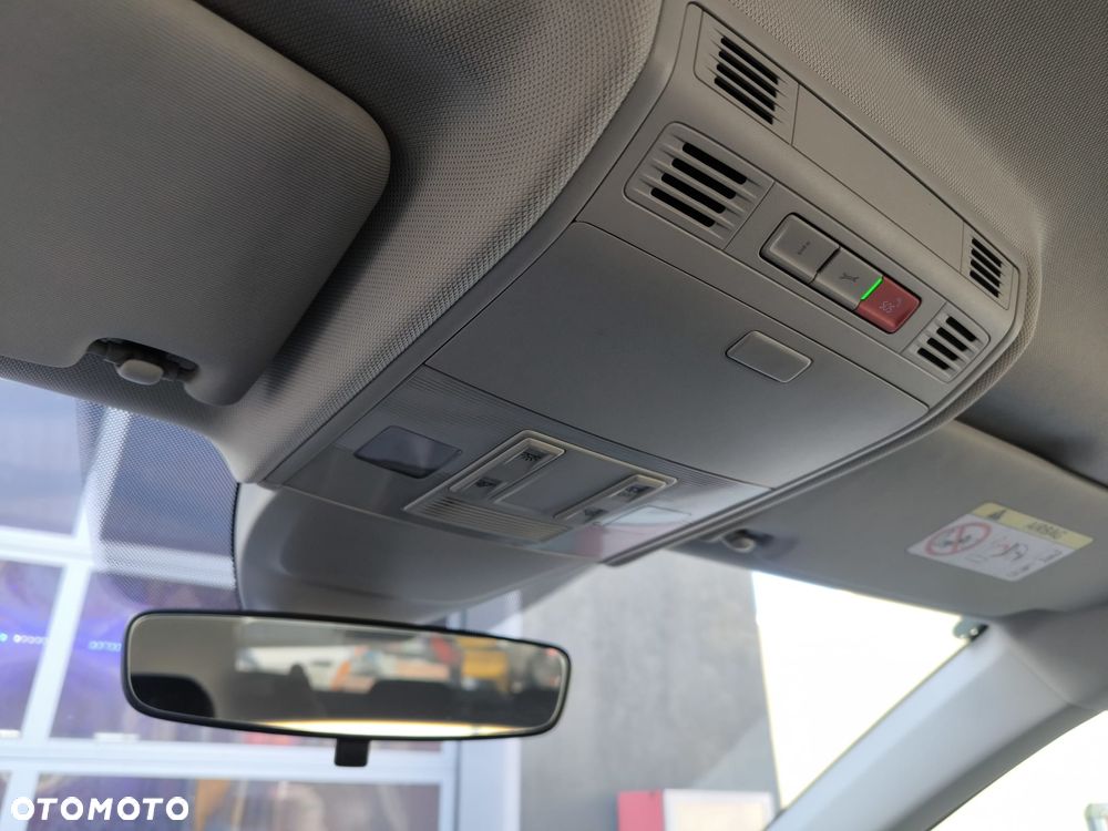 Volkswagen Polo - 18