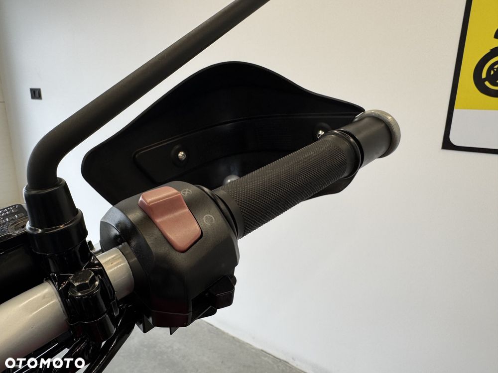 Royal Enfield Himalayan - 28