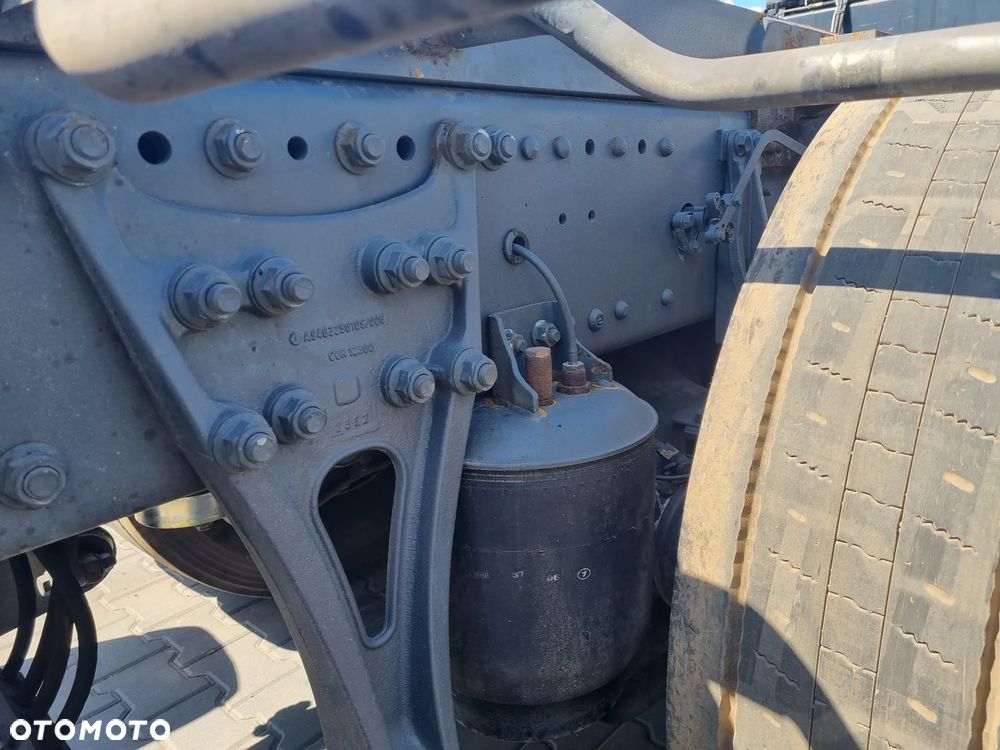 Mercedes-Benz Actros 3244 - 8