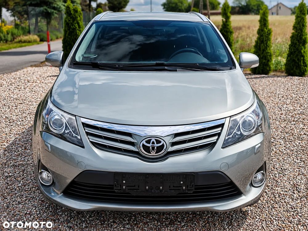Toyota Avensis 2.0 Premium EU5 - 2