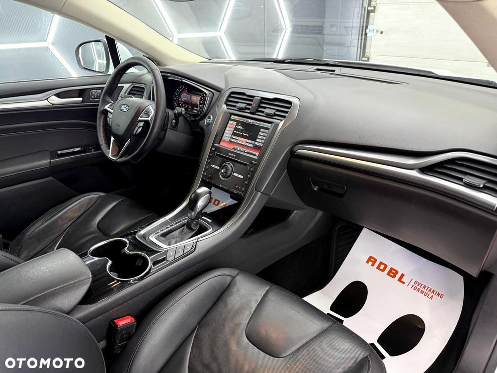 Ford Mondeo 2.0 TDCi Titanium 4WD PowerShift - 16