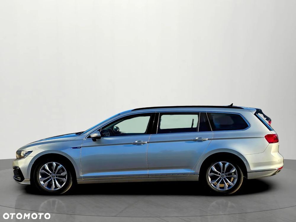 Volkswagen Passat - 3