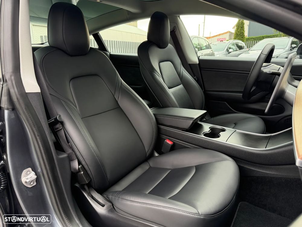 Tesla Model 3 Performance Dual Motor AWD - 11