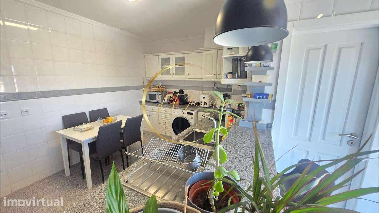 Apartamento T2 em Azurva com garagem - Grande imagem: 3/28