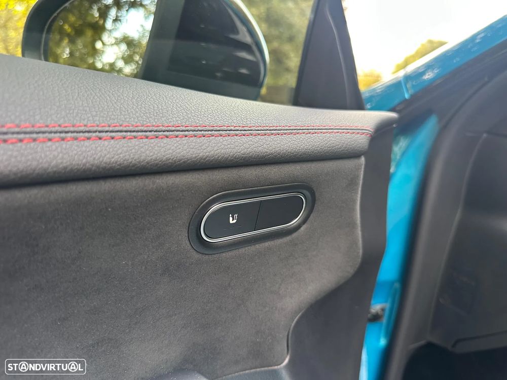 Mercedes-Benz CLA 250 - 25