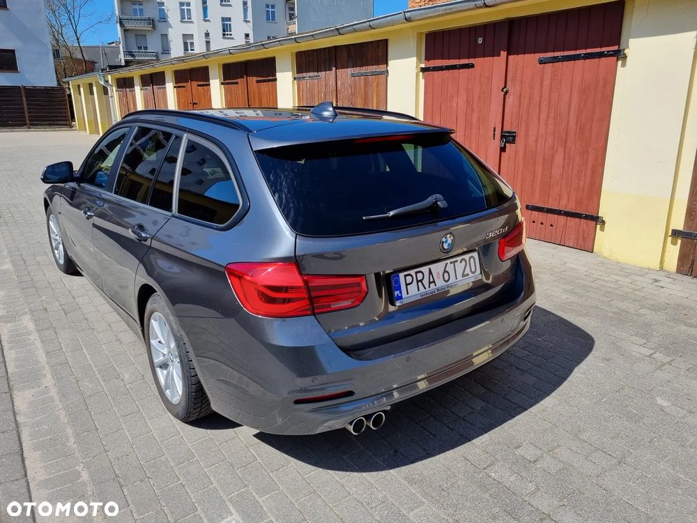 BMW Seria 3 320d Edition Luxury Line Purity - 4