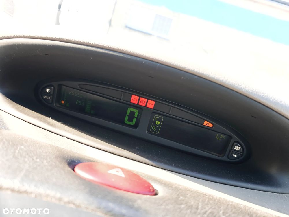 Citroën Xsara Picasso 1.8 16V SX - 11