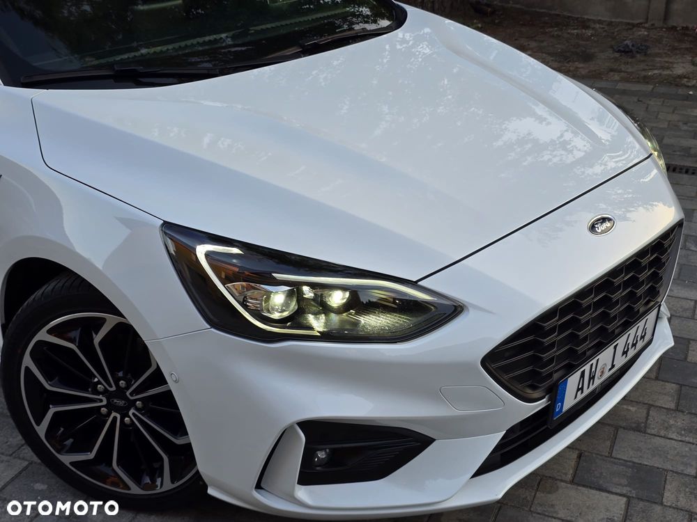 Ford Focus - 25