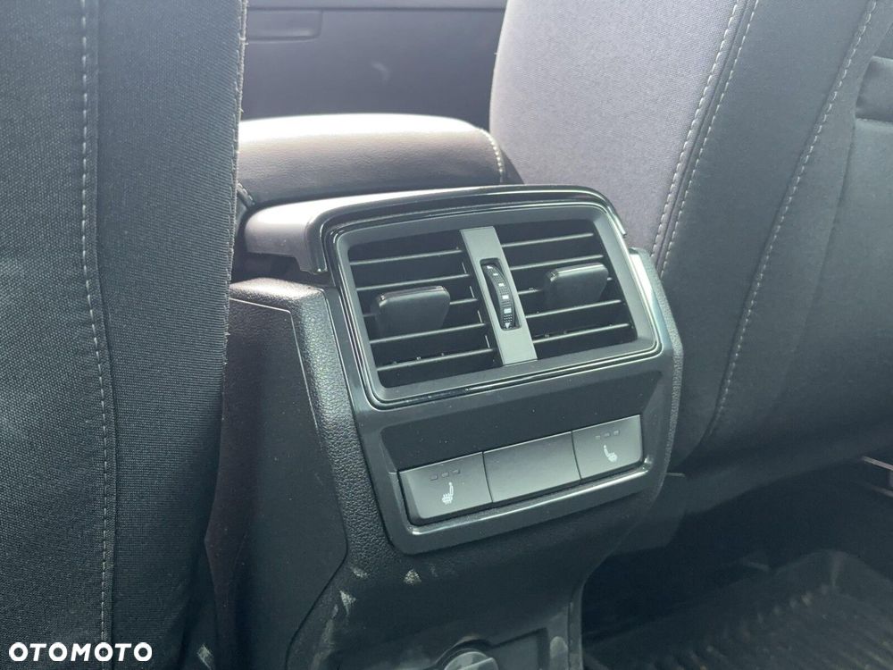 Skoda Karoq 1.5 TSI ACT Sportline DSG - 16