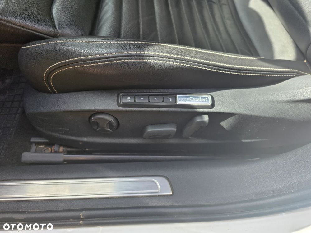 Volkswagen Passat Alltrack - 15