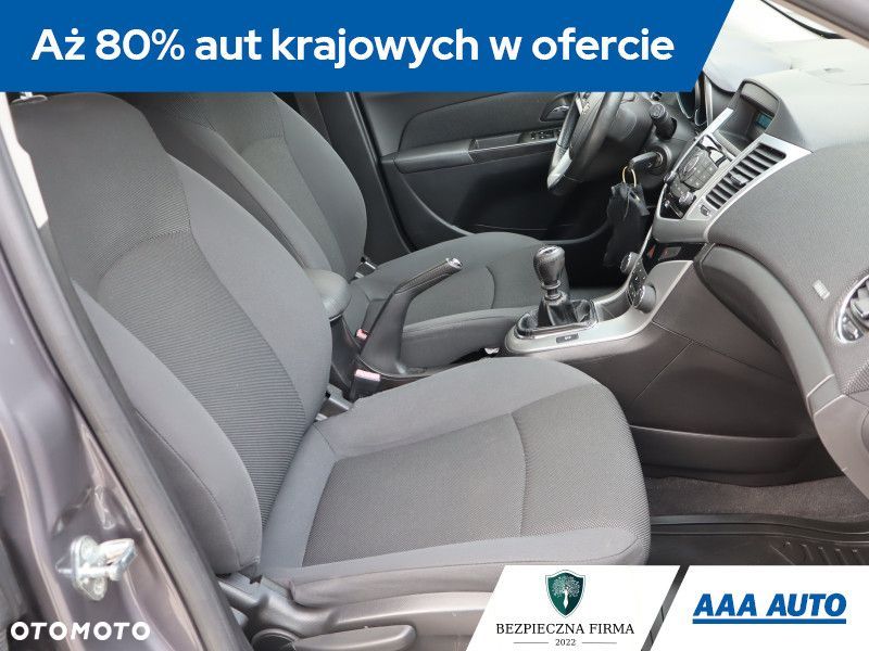 Chevrolet Cruze - 10