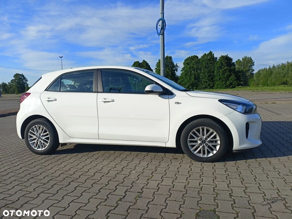 Kia Rio 1.2 M - 14