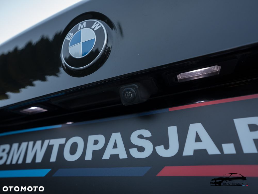 BMW Seria 5 520d - 25
