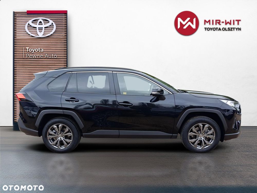 Toyota RAV4 - 6
