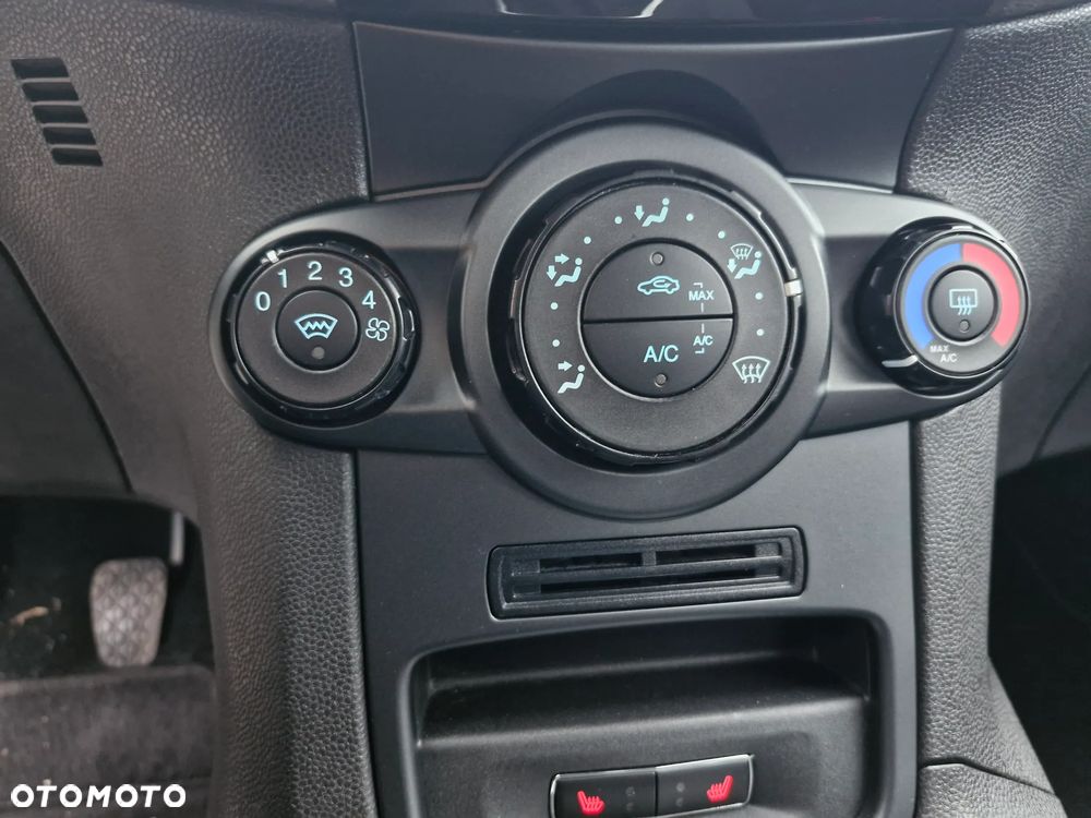 Ford Fiesta 1.25 SYNC Edition - 14