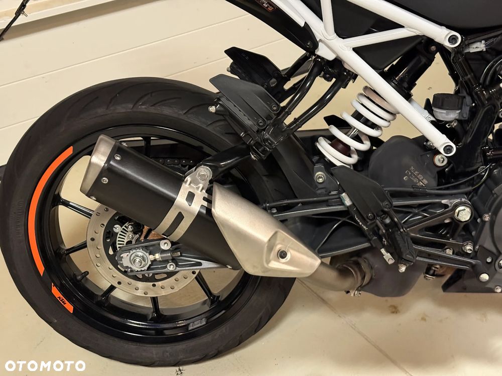 KTM Duke - 15