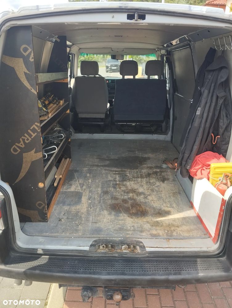 Volkswagen Transporter - 9