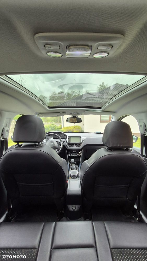 Peugeot 2008 1.6 VTi Allure - 16