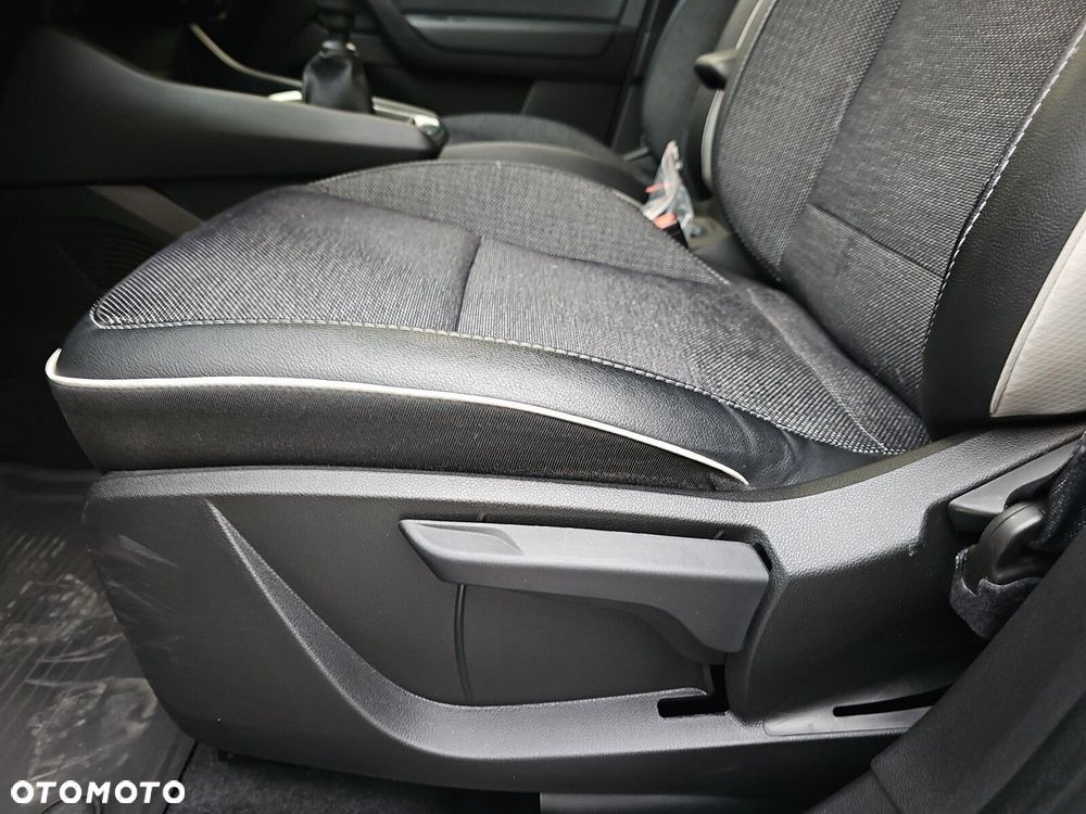 Renault Captur - 26