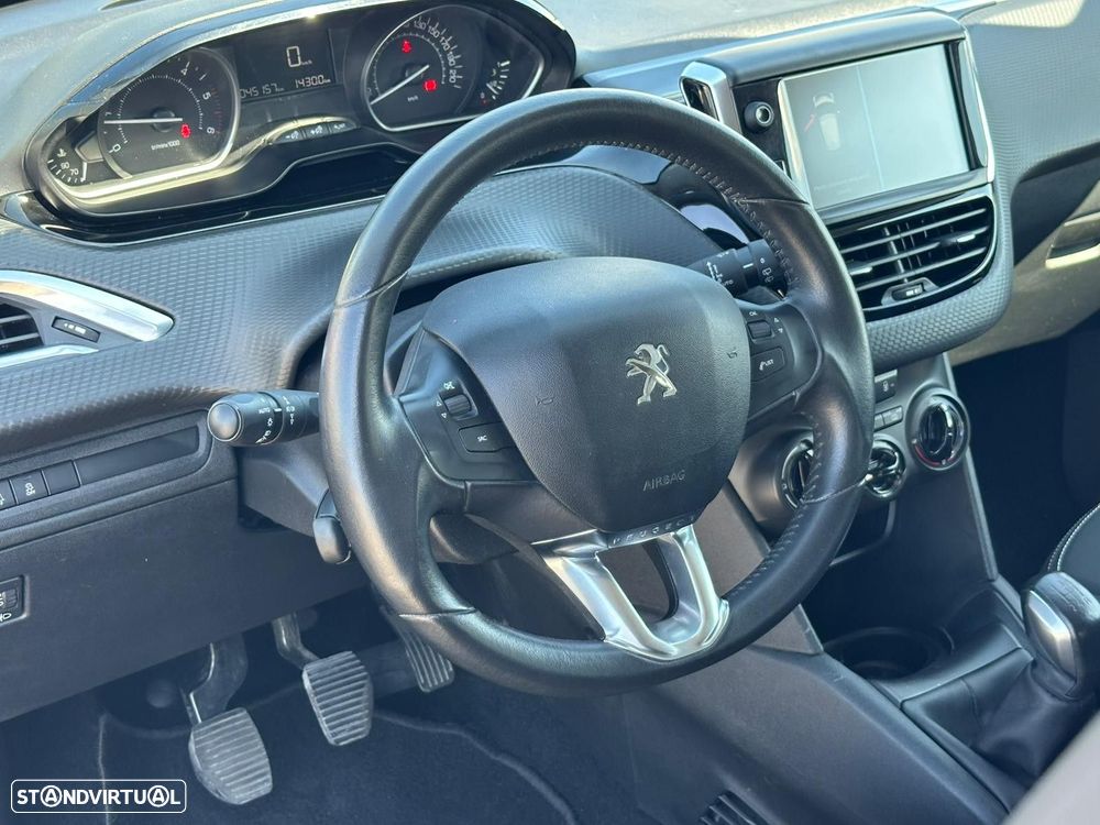 Peugeot 208 1.6 BlueHDi Style - 9
