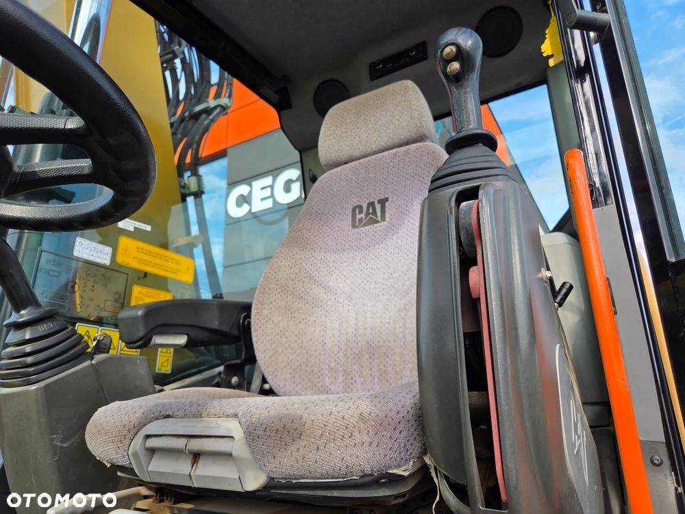 Caterpillar 318F / z Niemiec / - 9