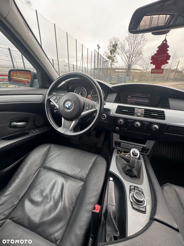 BMW Seria 5 - 12