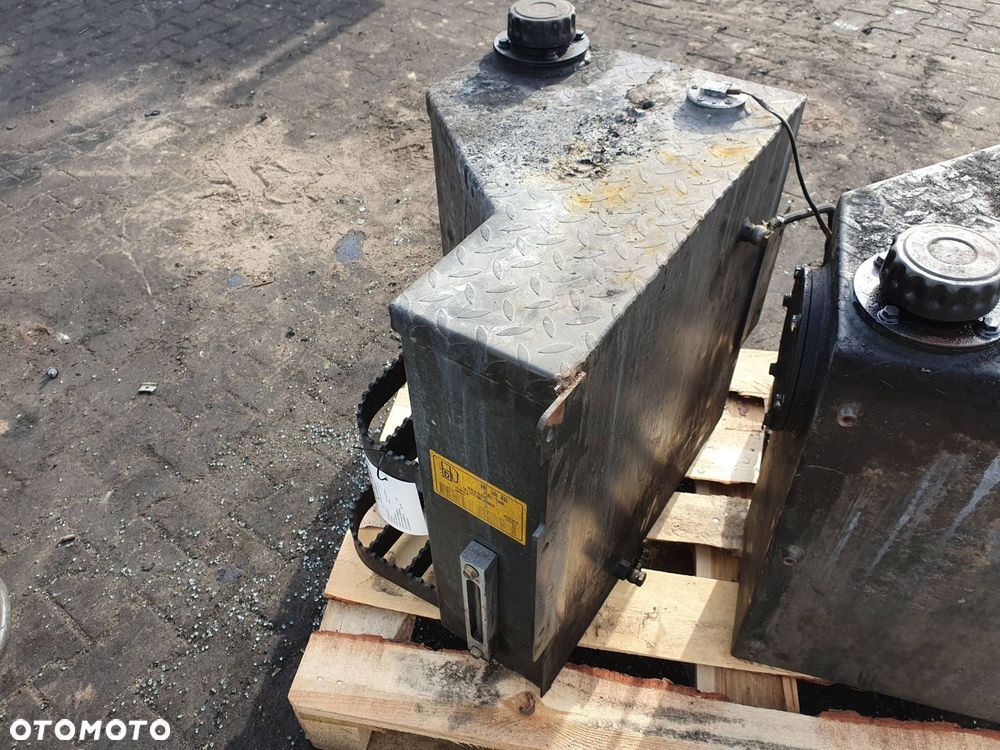 ZBIORNIK PALIWA GUNSTING 916 2019 - 5