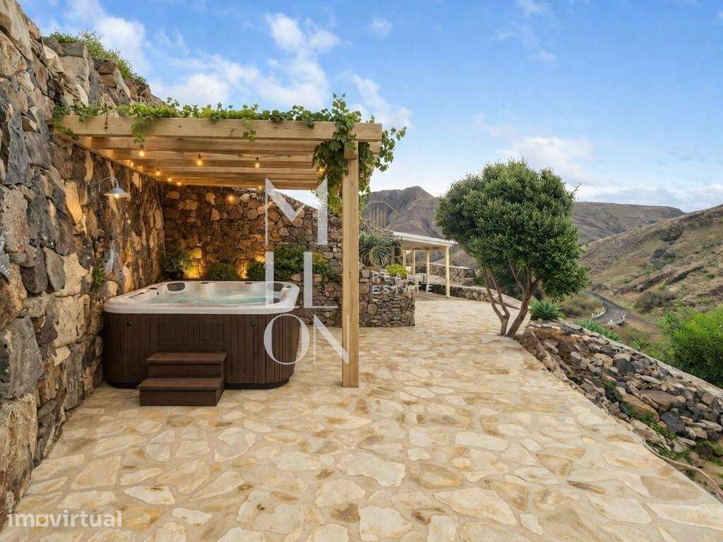 Um Refúgio Exclusivo no Coração da Natureza – Porto Santo - Grande imagem: 4/54