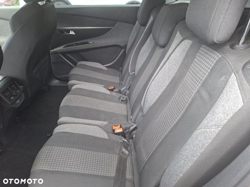 Peugeot 5008 BlueHDI 130 EAT8 Active Business-Paket - 33