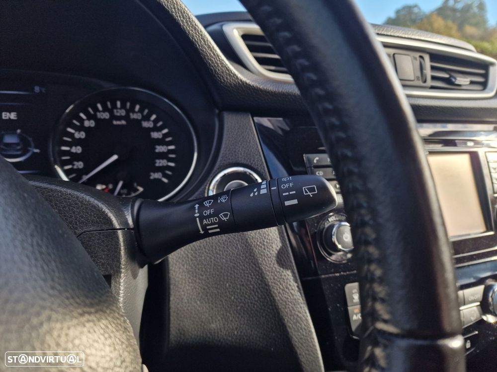 Nissan Qashqai 1.5 dCi N-Connecta - 25