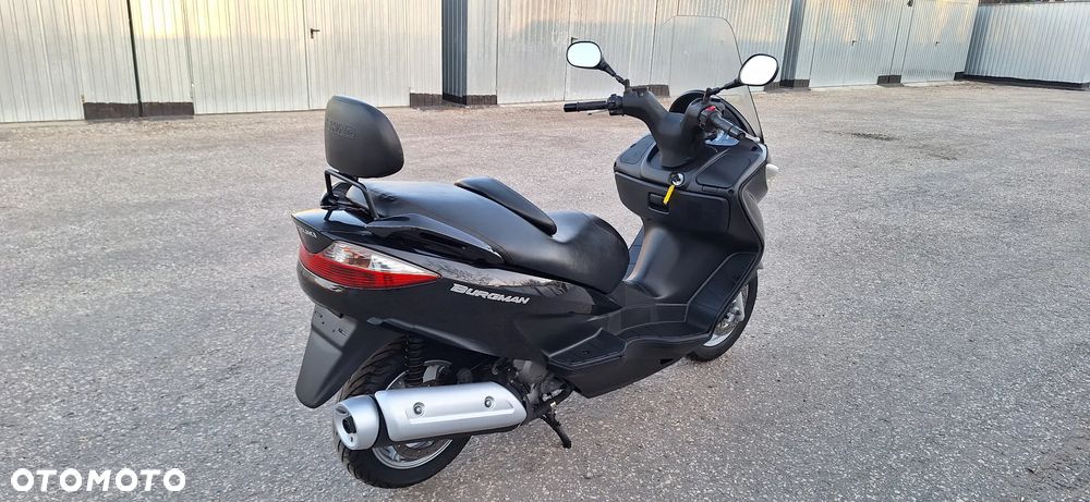 Suzuki Burgman - 10