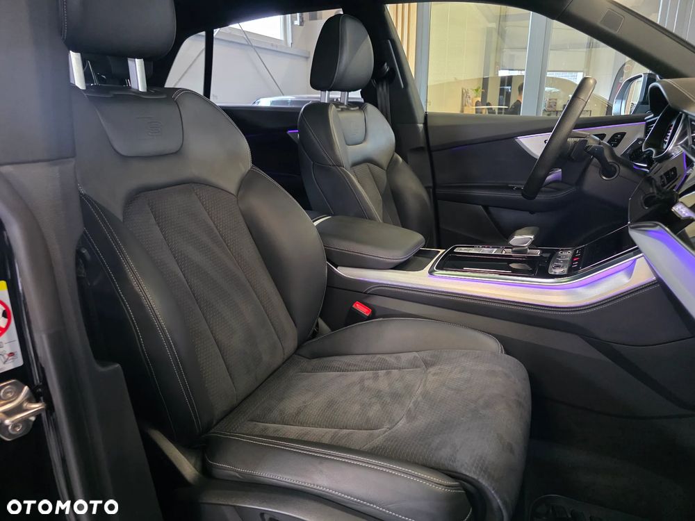 Audi Q8 50 TDI mHEV Quattro Black Edition Tiptronic - 20