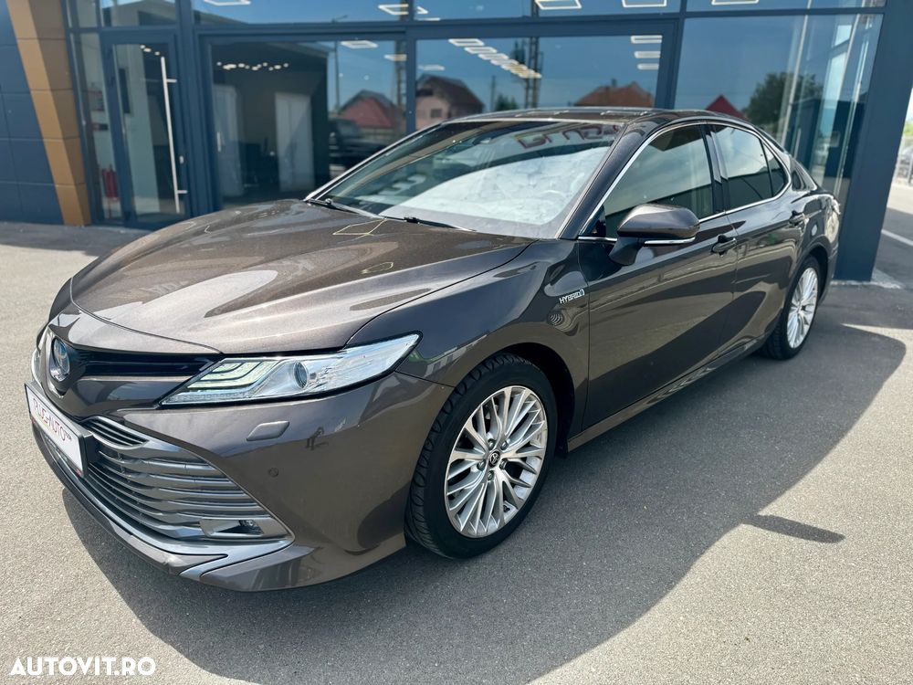 Toyota Camry 2.5 Exclusive - 8