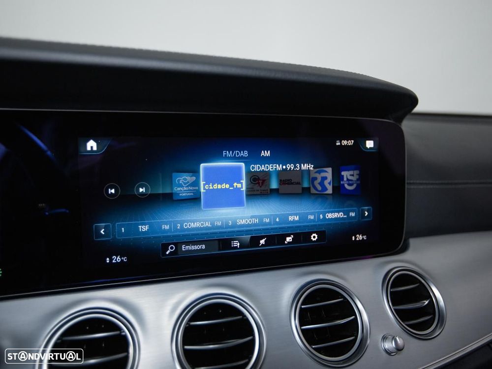 Mercedes-Benz E 300 de AMG Line - 24