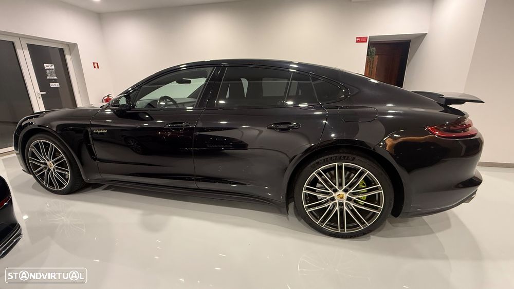 Porsche Panamera 4 E-Hybrid - 10