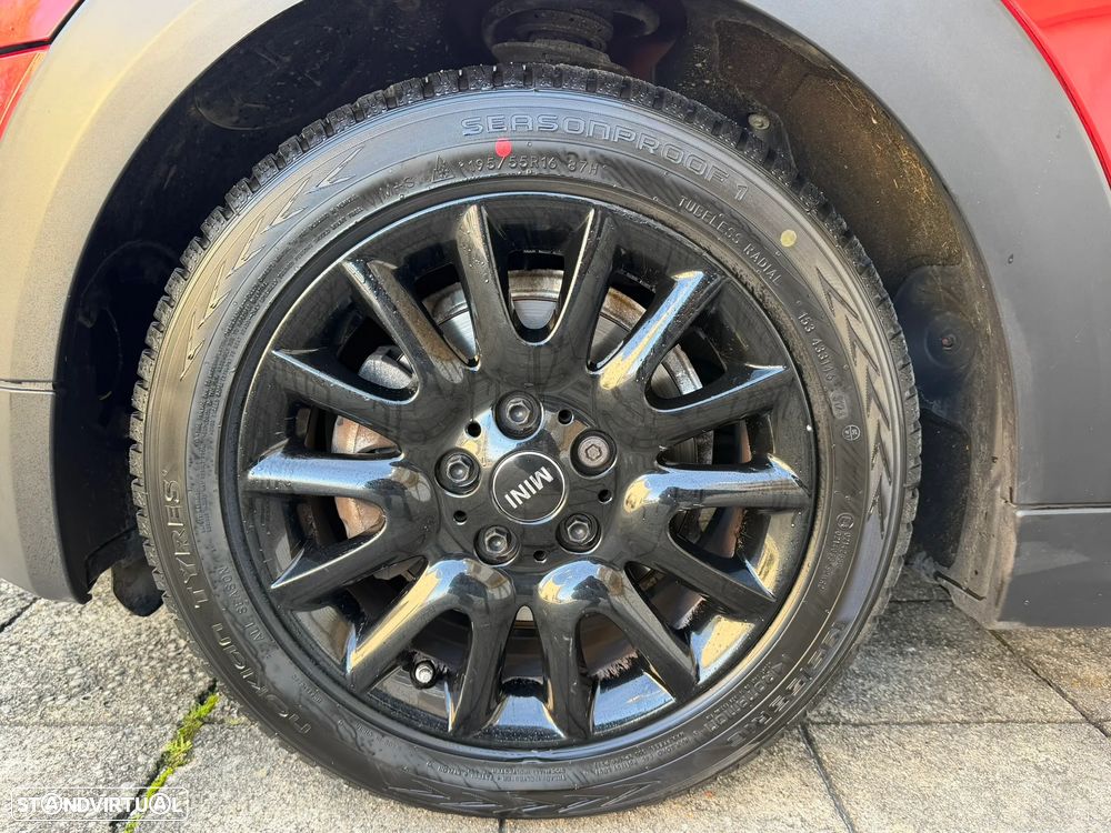 MINI 3 Portas One D - 19